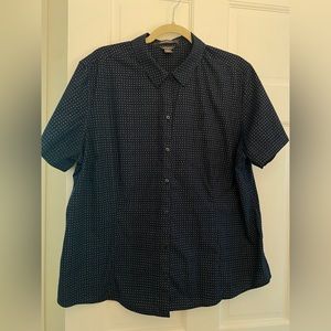 Eddie Bauer Women’s Wrinkle Free Pattern Short Sleeve Shirt